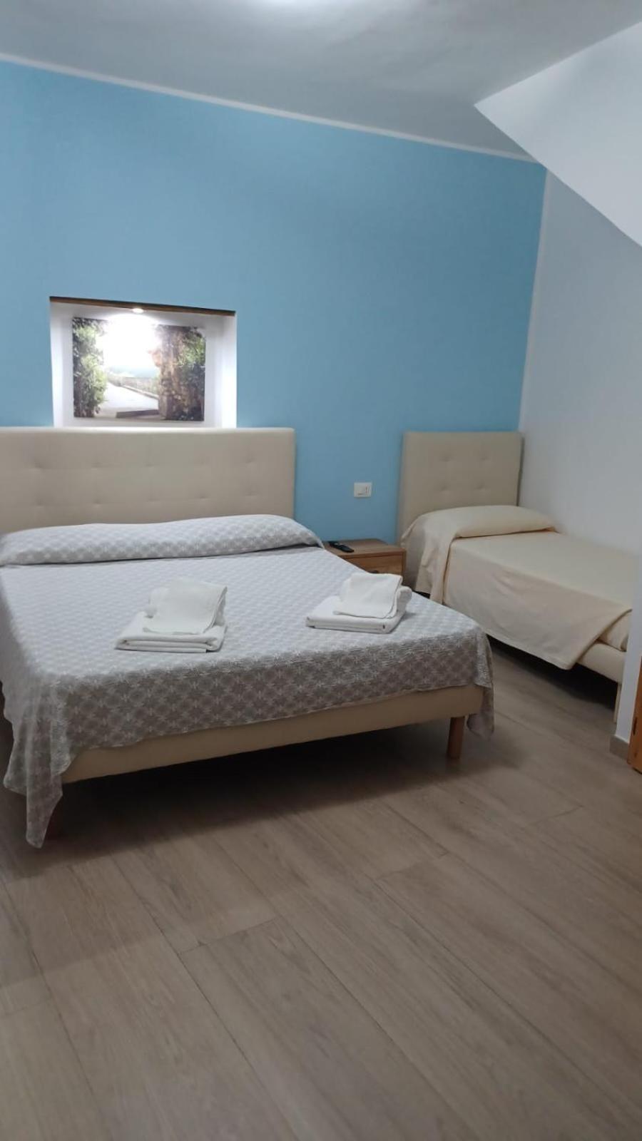 Casa Vacanze B&B Ondes Camerota Eksteriør bilde